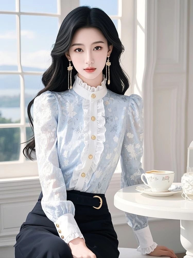 Blue Floral Chiffon Shirt with - Winter Clothing Trends 2025 recension och pris